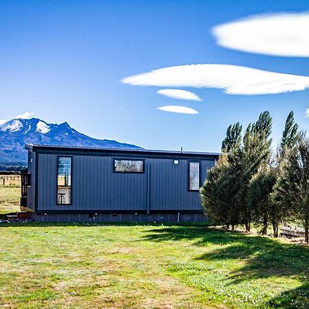 Mangateitei Views - Rangataua Tiny Home Ohakune Eksteriør billede