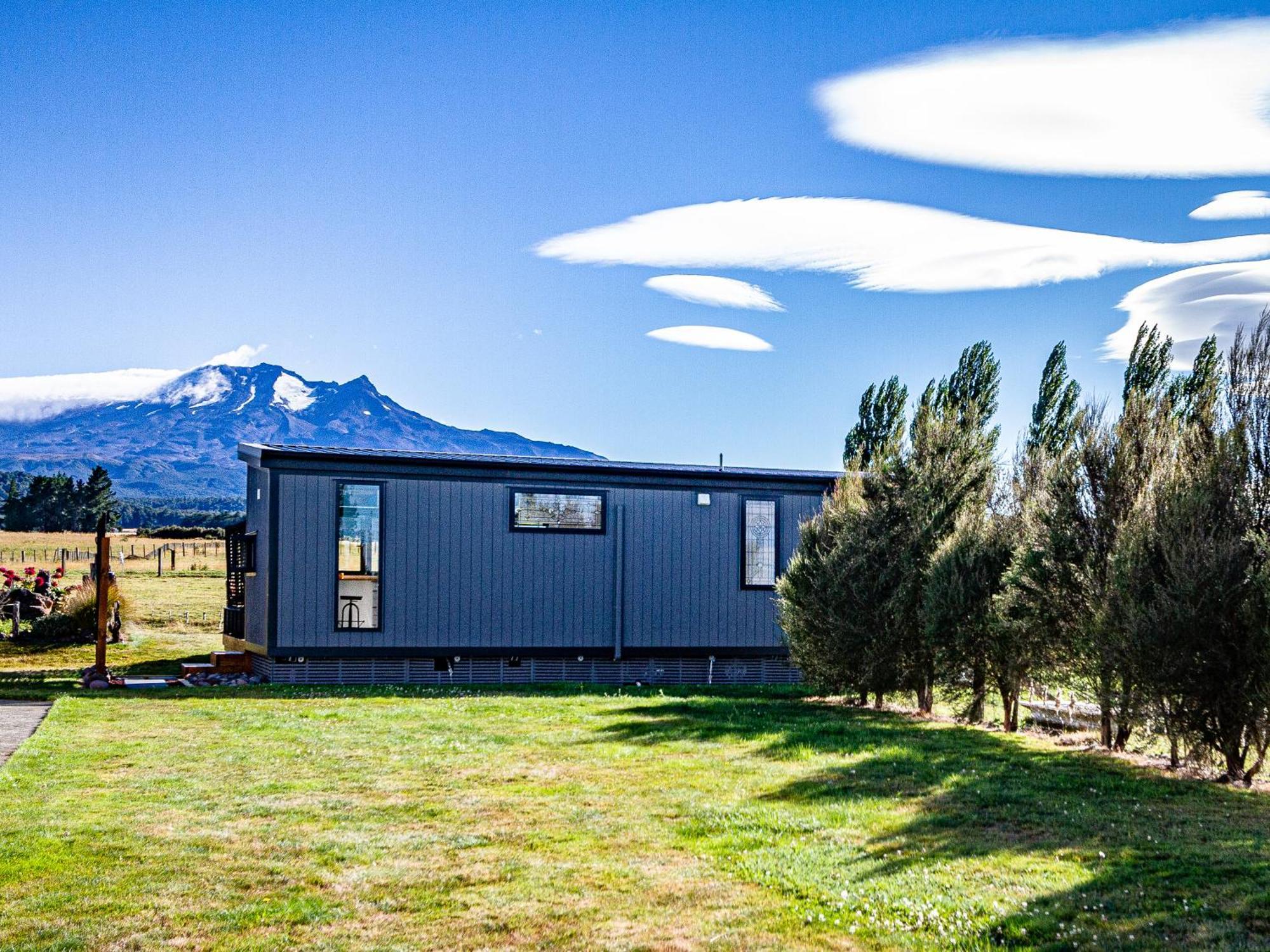 Mangateitei Views - Rangataua Tiny Home Ohakune Eksteriør billede