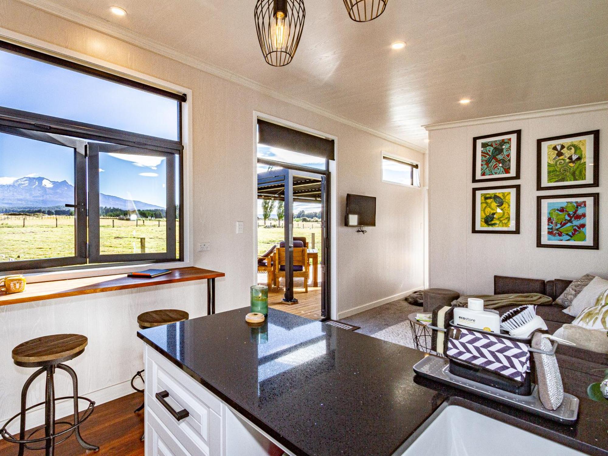 Mangateitei Views - Rangataua Tiny Home Ohakune Eksteriør billede